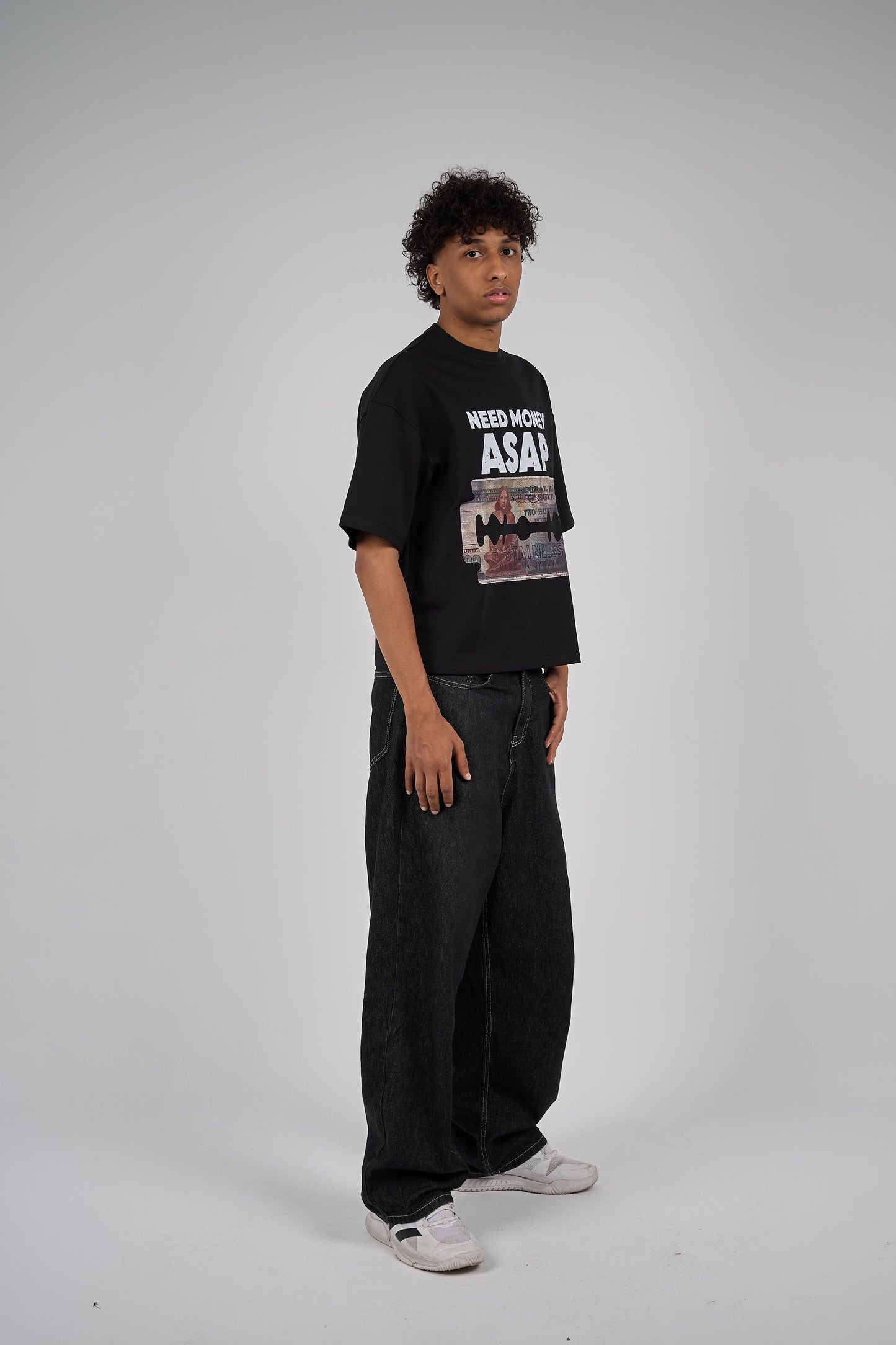 Need Money black 
boxy-t-shirt
