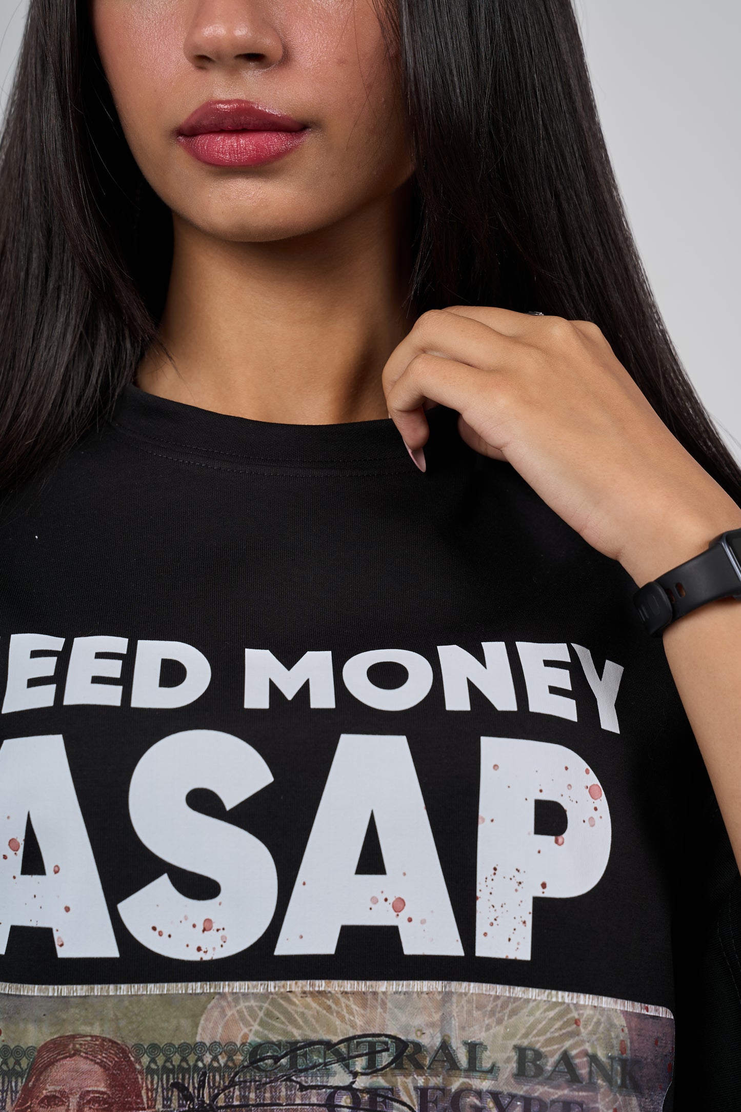 Need Money black 
boxy-t-shirt