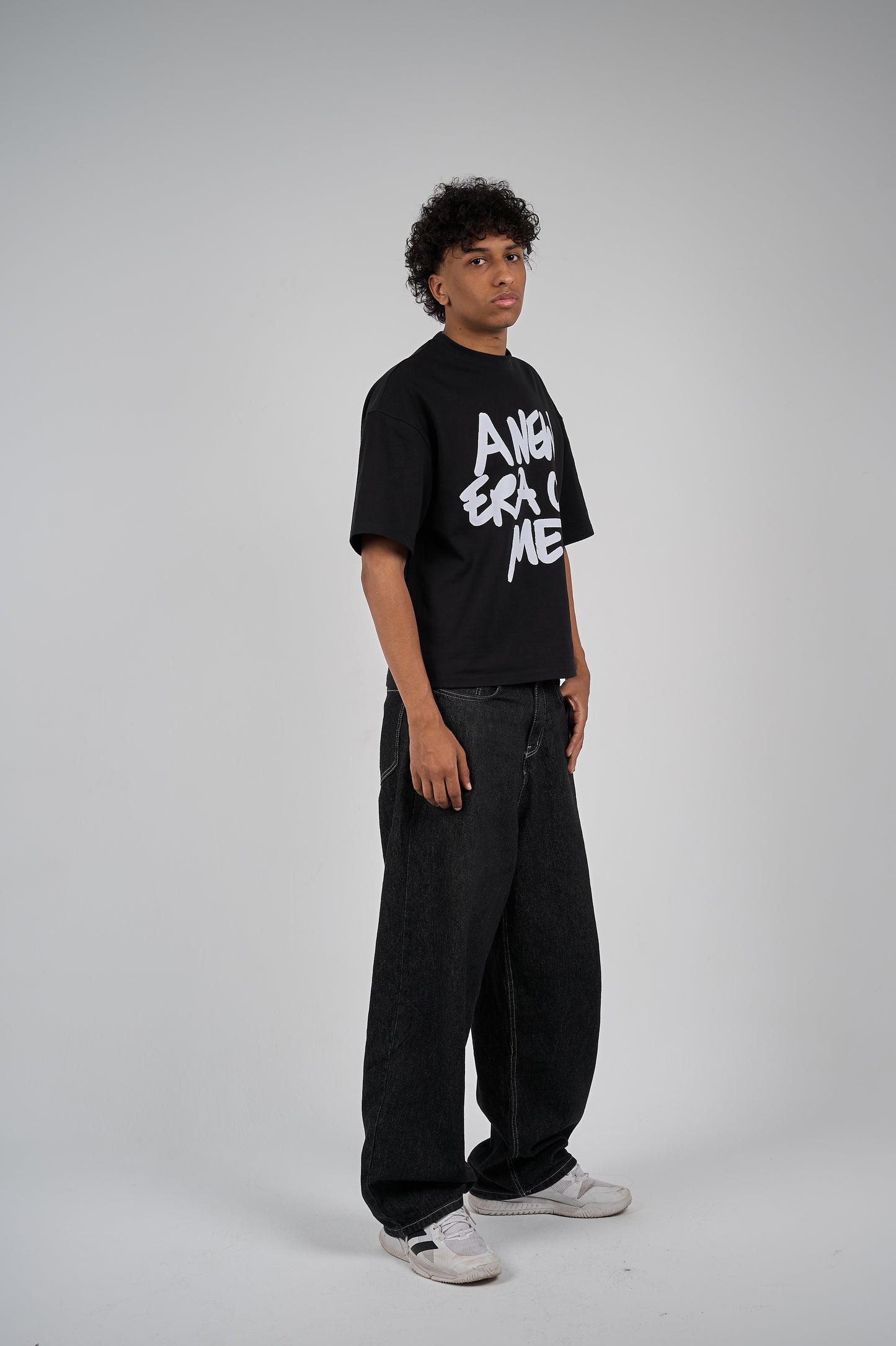 Era black boxy-t-shirt