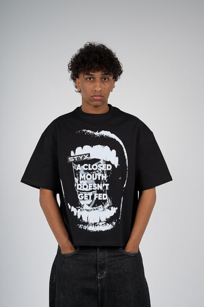 Closed Mouth black 
boxy-t-shirt